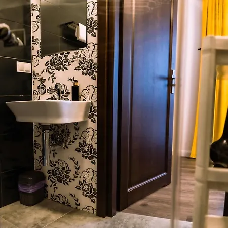 Owca Z Widokiem Hotel *