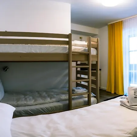Owca Z Widokiem Hotel *
