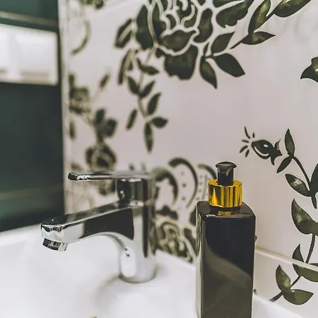 Owca Z Widokiem Hotel