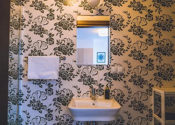 Owca Z Widokiem Spalona